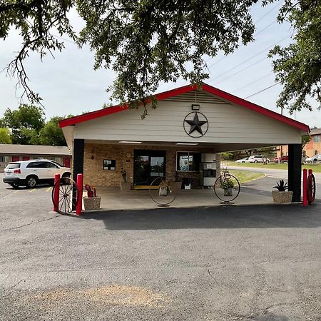 Glen Rose Inn & Suites المظهر الخارجي الصورة