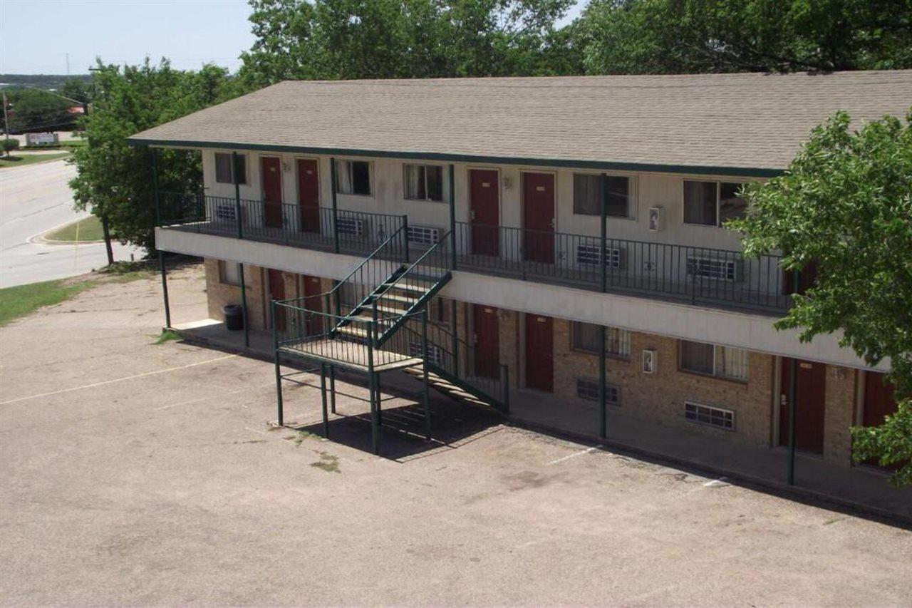 Glen Rose Inn & Suites المظهر الخارجي الصورة