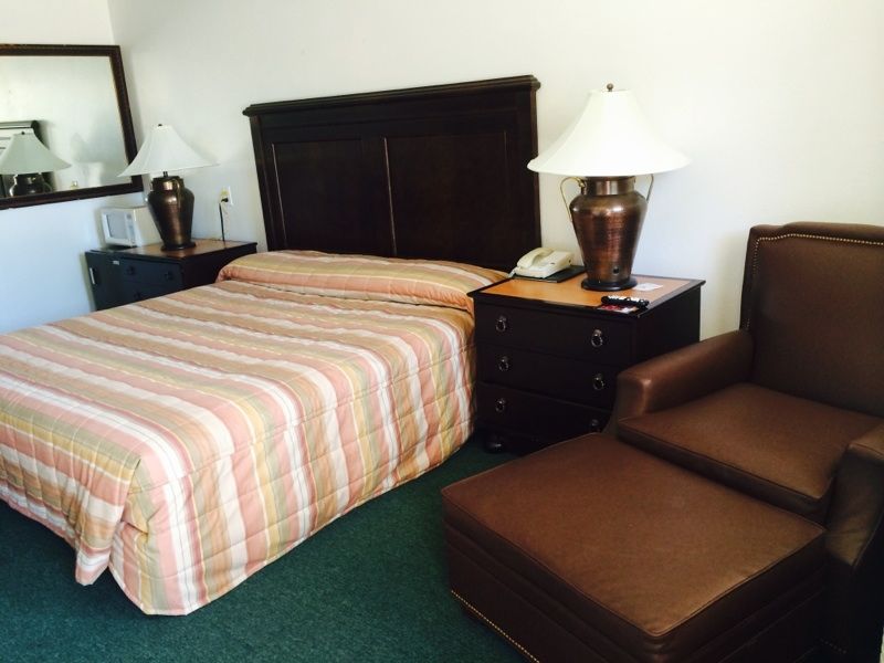 Glen Rose Inn & Suites الغرفة الصورة