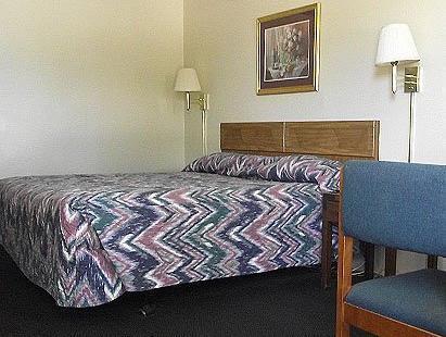 Glen Rose Inn & Suites الغرفة الصورة